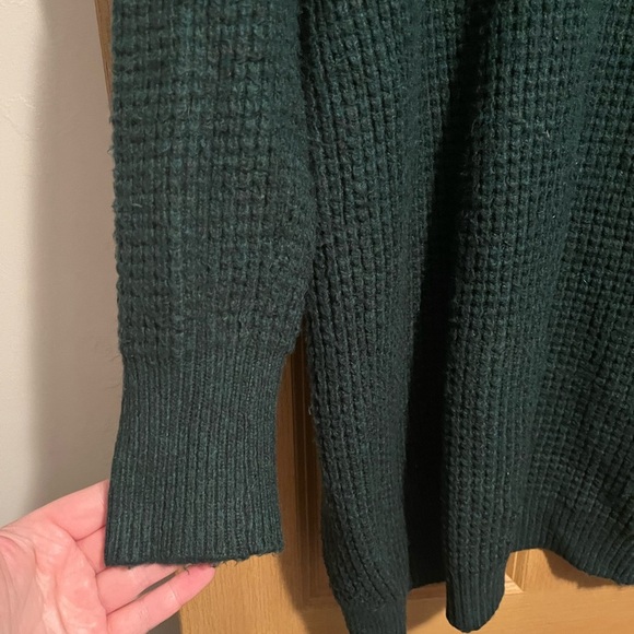 Jessica Simpson Deep Green Oversized Cardigan - Picture 13 of 14
